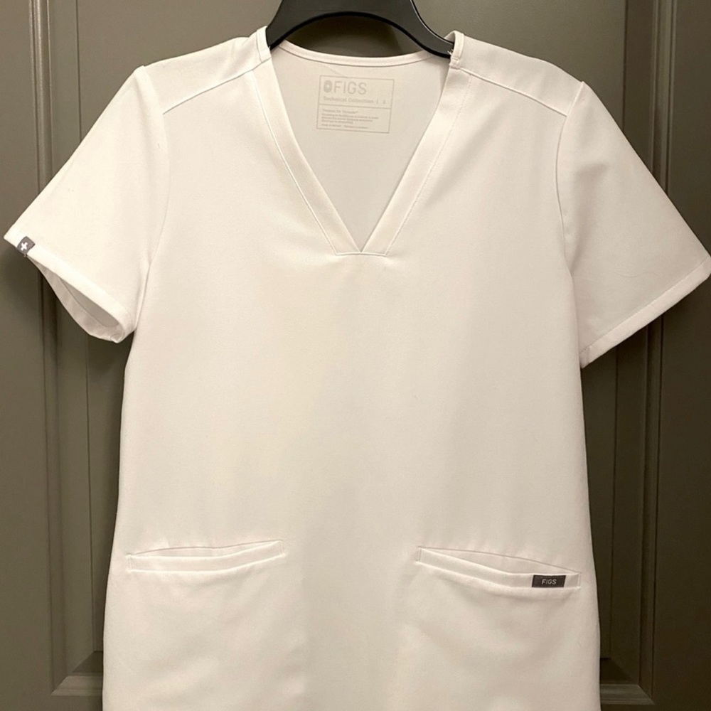 Figs casma white top XS